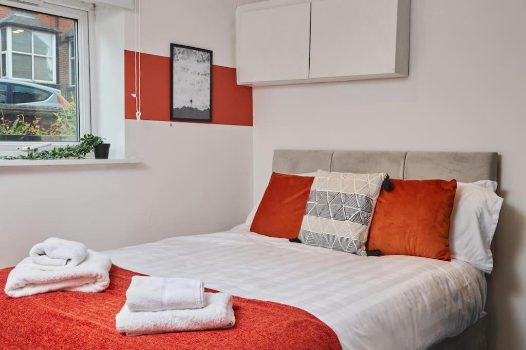 Large House Close To Leeds - Ideal For Groups Bagian luar foto