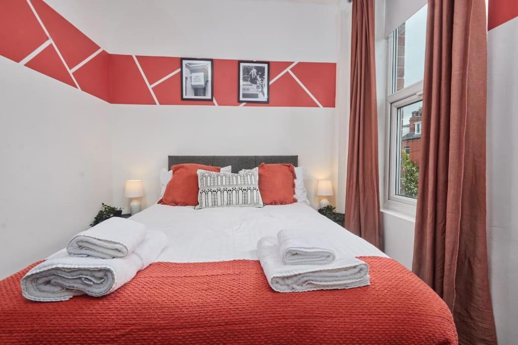 Large House Close To Leeds - Ideal For Groups Bagian luar foto