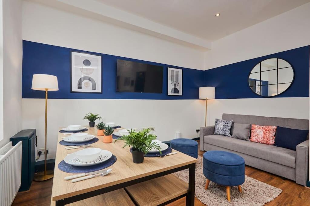 Large House Close To Leeds - Ideal For Groups Bagian luar foto